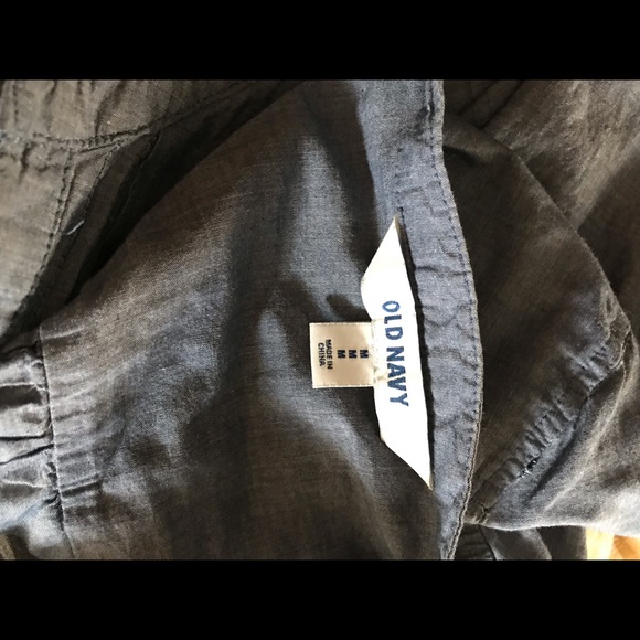 2 blouses - Picture 6 of 6